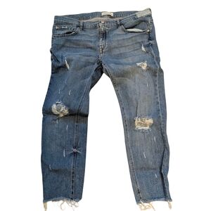 Women's ZARA PREMIUM DENIM Distressed Jeans. Frayed Ankles